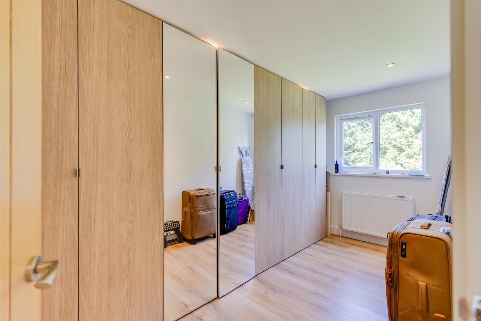 10 Evenlode Avenue, Penarth, CF64 3PD